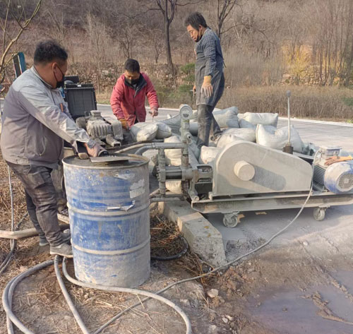 新龙镇路面下沉注浆